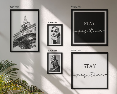 Komplet ujemajočih se slik Elegantna grafika moda Pariz