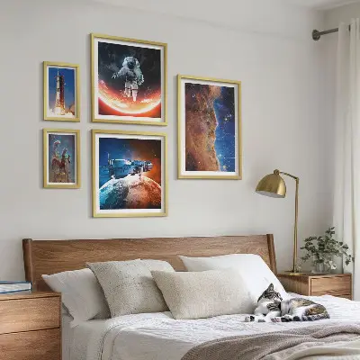 Vesoljsko potovanje po galaksiji poliptih v okvirju