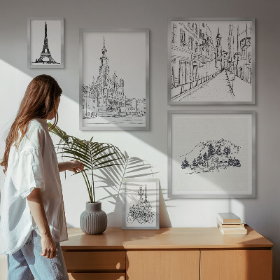 Poliptih v okvirju Elegantne arhitekturne ilustracije