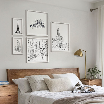 Poliptih v okvirju Elegantne arhitekturne ilustracije