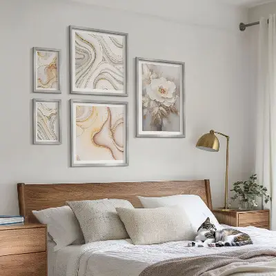 Cvetlični motivi abstraktna eleganca poliptih v okvirju