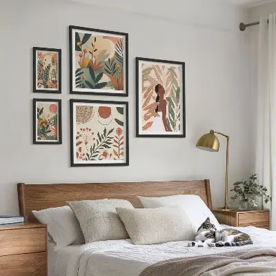 Poliptih v okvirju boho slog z rastlinskim motivom