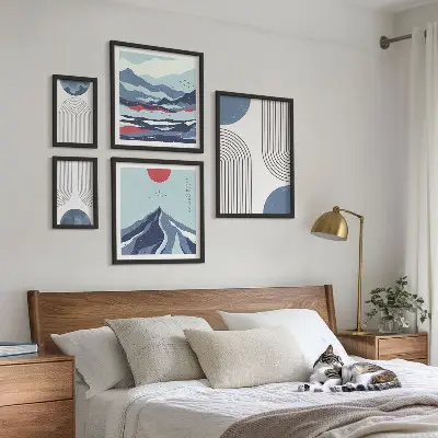 Geometrija abstraktnih pokrajin poliptih v okvirju
