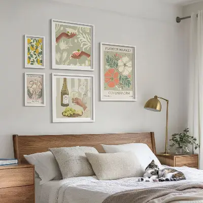 Komplet ujemajočih se slik cvetlični motivi s sadjem v vintage slogu