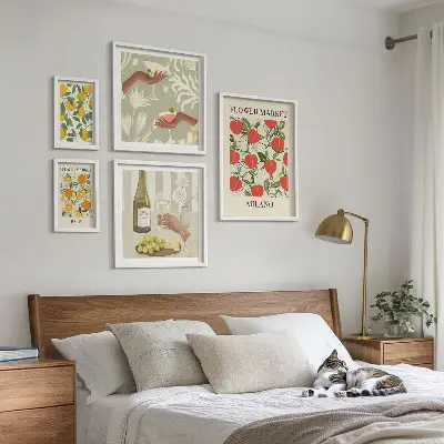 Set 5 slik v okvirju z motivom sejma starinskega sadja in cvetja
