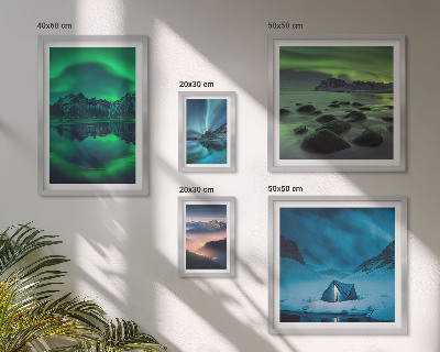 Poliptih v okvirju Zimske pokrajine gorovja Aurora