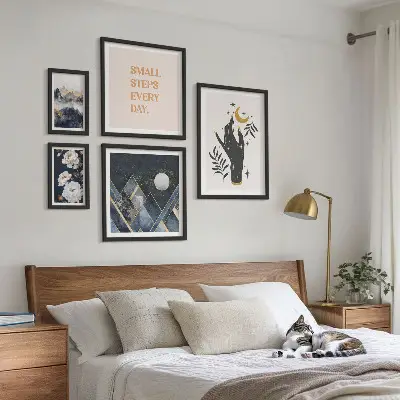 Komplet ujemajočih se slik v boho stilu z motivi narave in sporočili