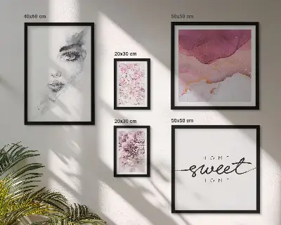 Set 5 slik v okvirju ženski portreti in cvetlični motivi v pastelnih barvah