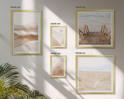 Poliptih v okvirju Minimalistične plaže in gore