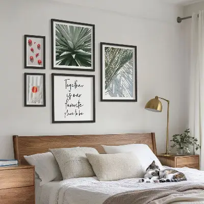Komplet ujemajočih se slik v boho stilu z motivi rastlin, sadja in tropskega pridiha