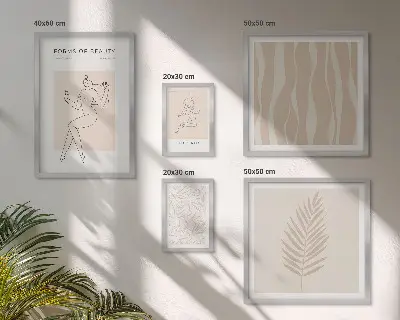 Komplet 5 slik v okvirju elegantna grafika z motivi žensk in rastlin