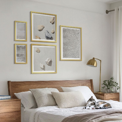 Poliptih v okvirju Moderne minimalistične teksture