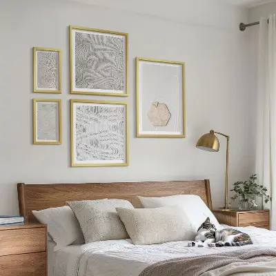 Poliptih v okvirju z motivom boemskih tekstur peska