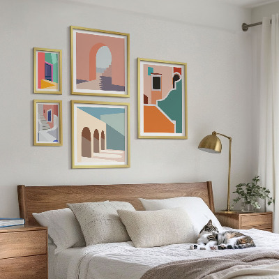 Komplet ujemajočih se slik Barvite ilustracije stavb