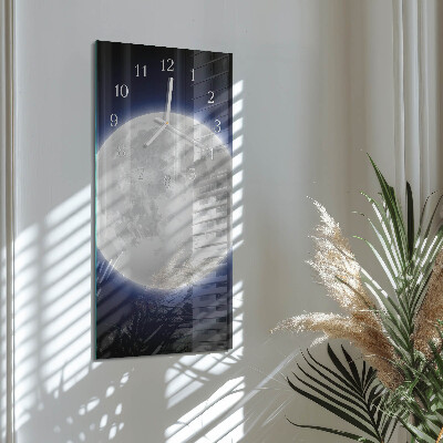 Navpična ura Luna