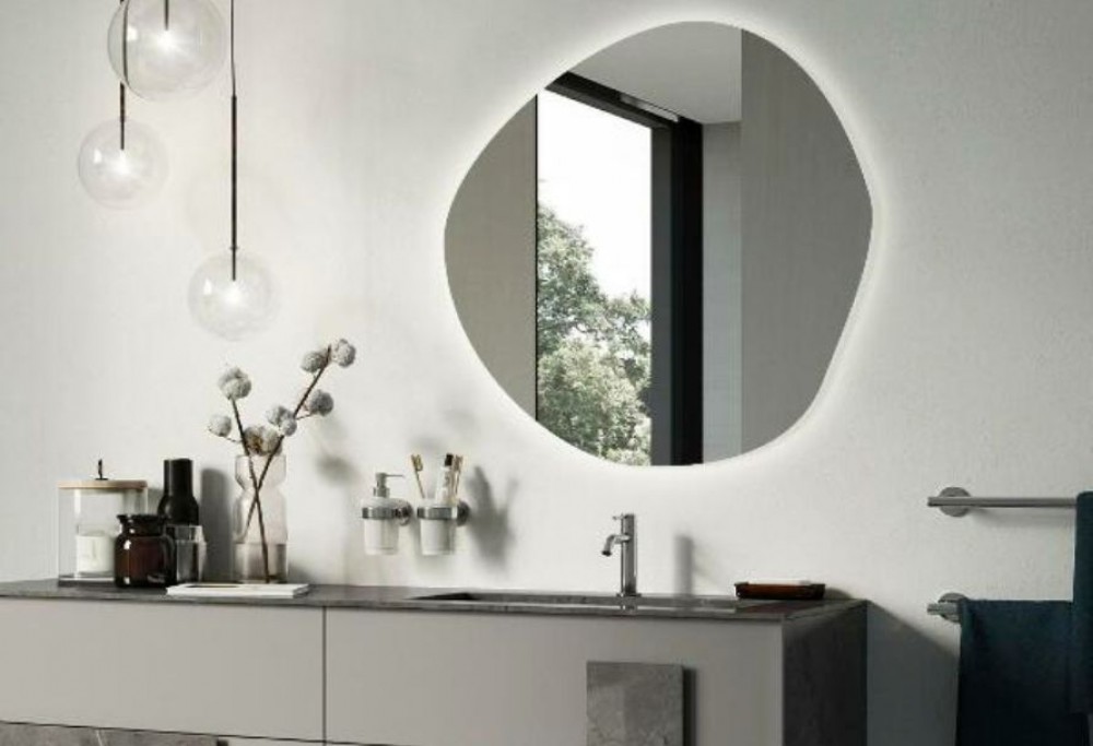 Katero ogledalo za kopalnico?